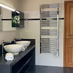 Amuri 4 Heated Swimming Pool *