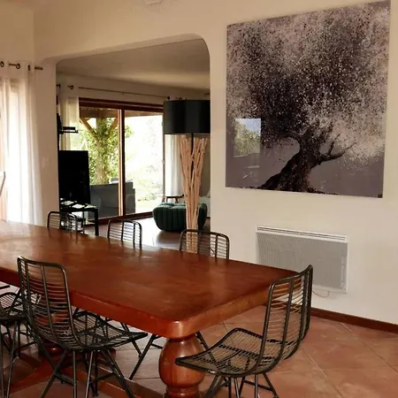 Amuri 4 Heated Swimming Pool Feriehus *