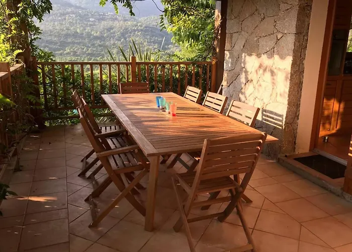 Vakantiehuis Amuri 4 Heated Swimming Pool